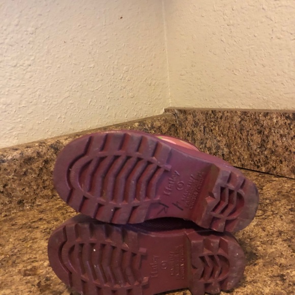 Hatley Toddler Girls Apple Rain Boots, sz 6 - Picture 6 of 6